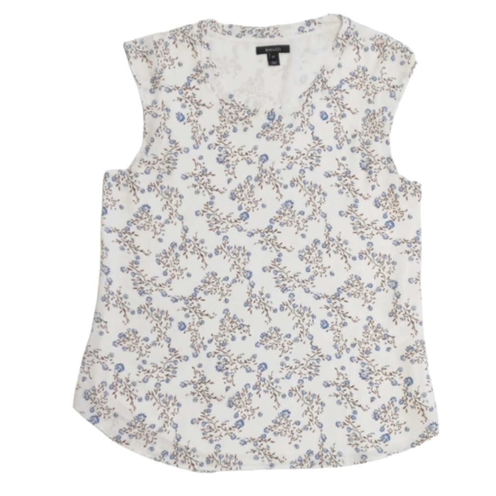 😍3/$25 RW&CO. Sleeveless Floral Blouse